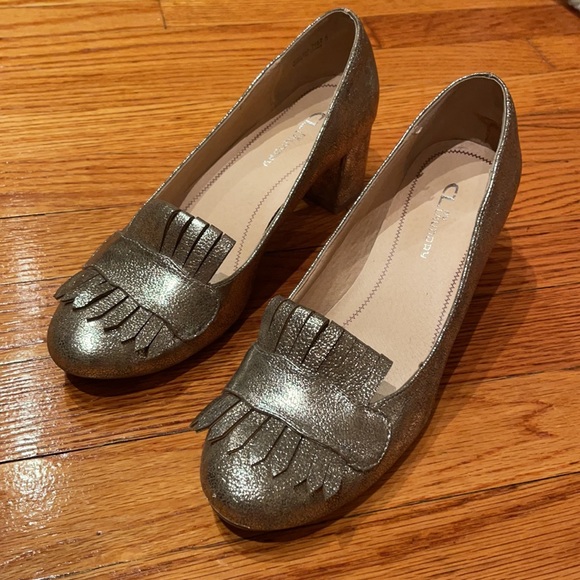 Chinese Laundry Stacked Heel - Picture 5 of 9